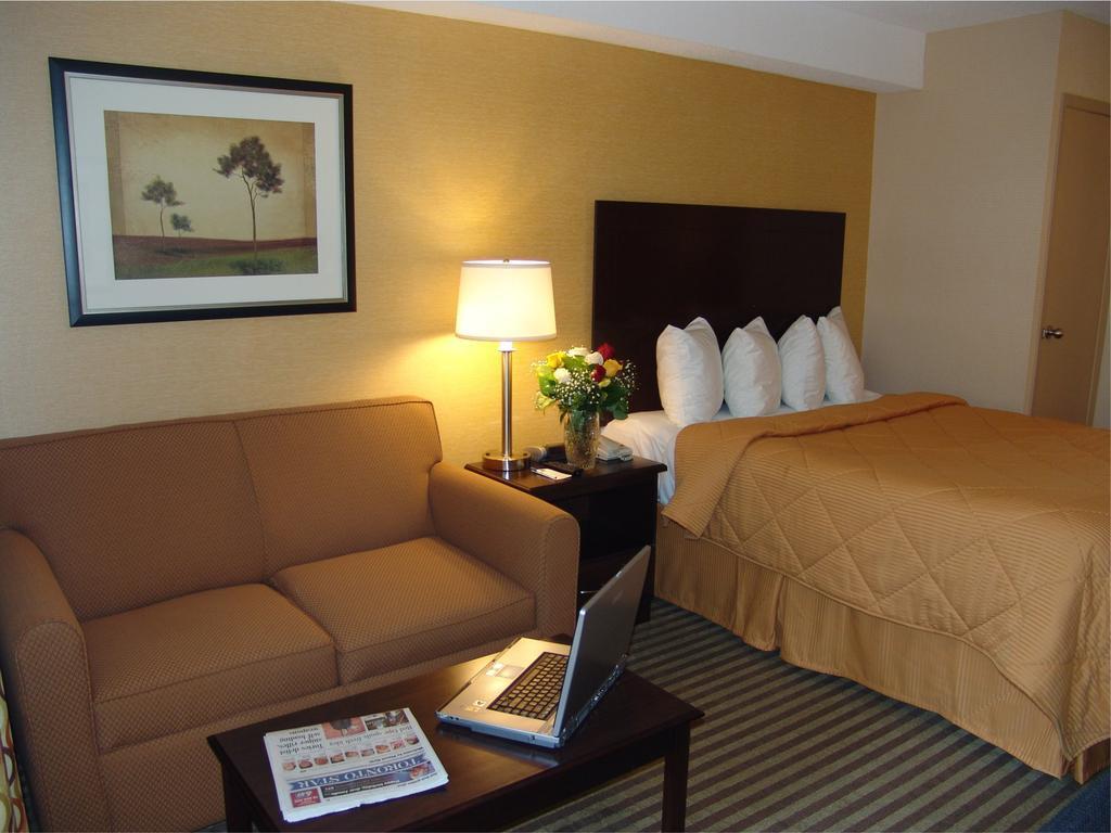 Comfort Inn East Scarborough Toronto Szoba fotó